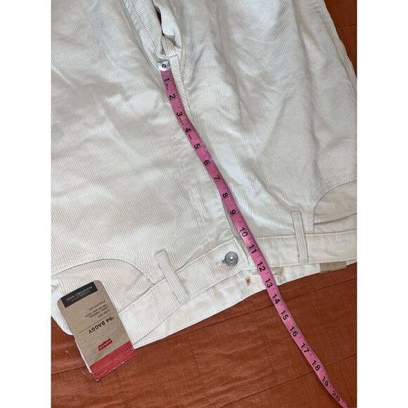 NWT Levis 94 Baggy Corduroy Pants Mid Rise Straight Leg Size 33 Cream Womens - Picture 10 of 12